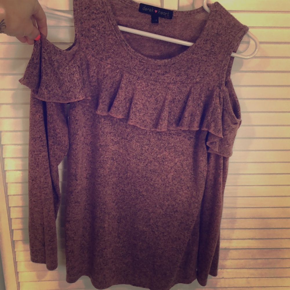 Derek heart girl long sleeve cold shoulder blouse